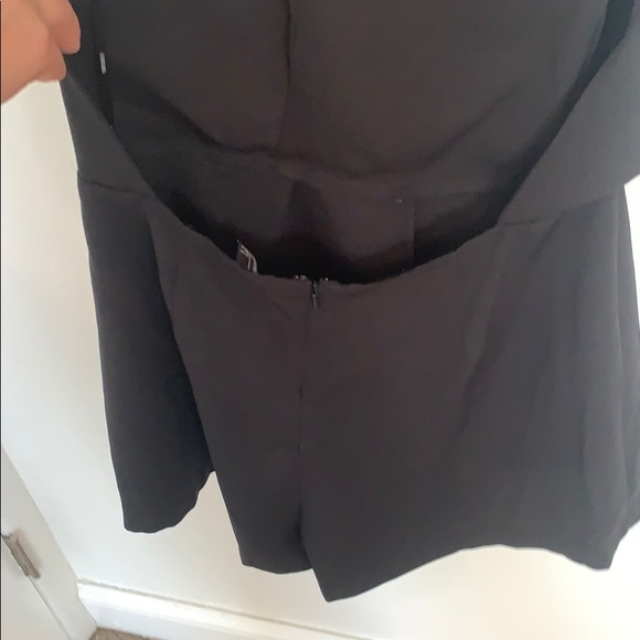 Black halter romper - Picture 6 of 7